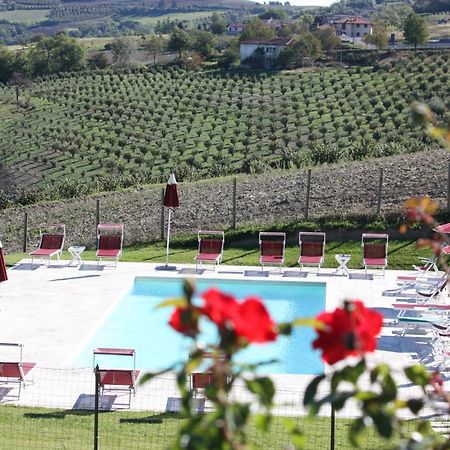 Отель Ca' Del Lupo Montelupo Albese Экстерьер фото